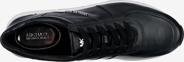 MICHAEL Michael Kors Rövid szárú sportcipők 'Allie' - fekete