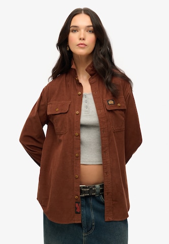 Superdry Tussenjas in Bruin: voorkant