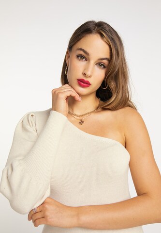 faina Sweater in Beige