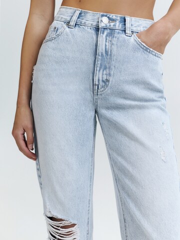 Tapered Jeans de la Pull&Bear pe albastru