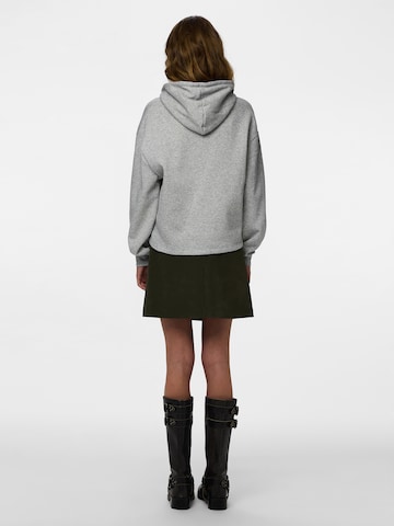 Fustă 'PCBOZZY' de la PIECES pe verde