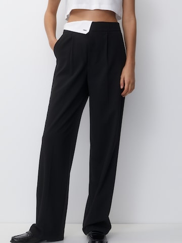 Pull&Bear Wide leg Pleat-Front Pants in Black: front