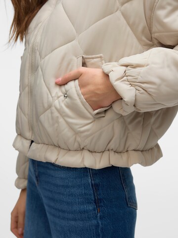 Giacca di mezza stagione 'Yrsa' di VERO MODA in grigio