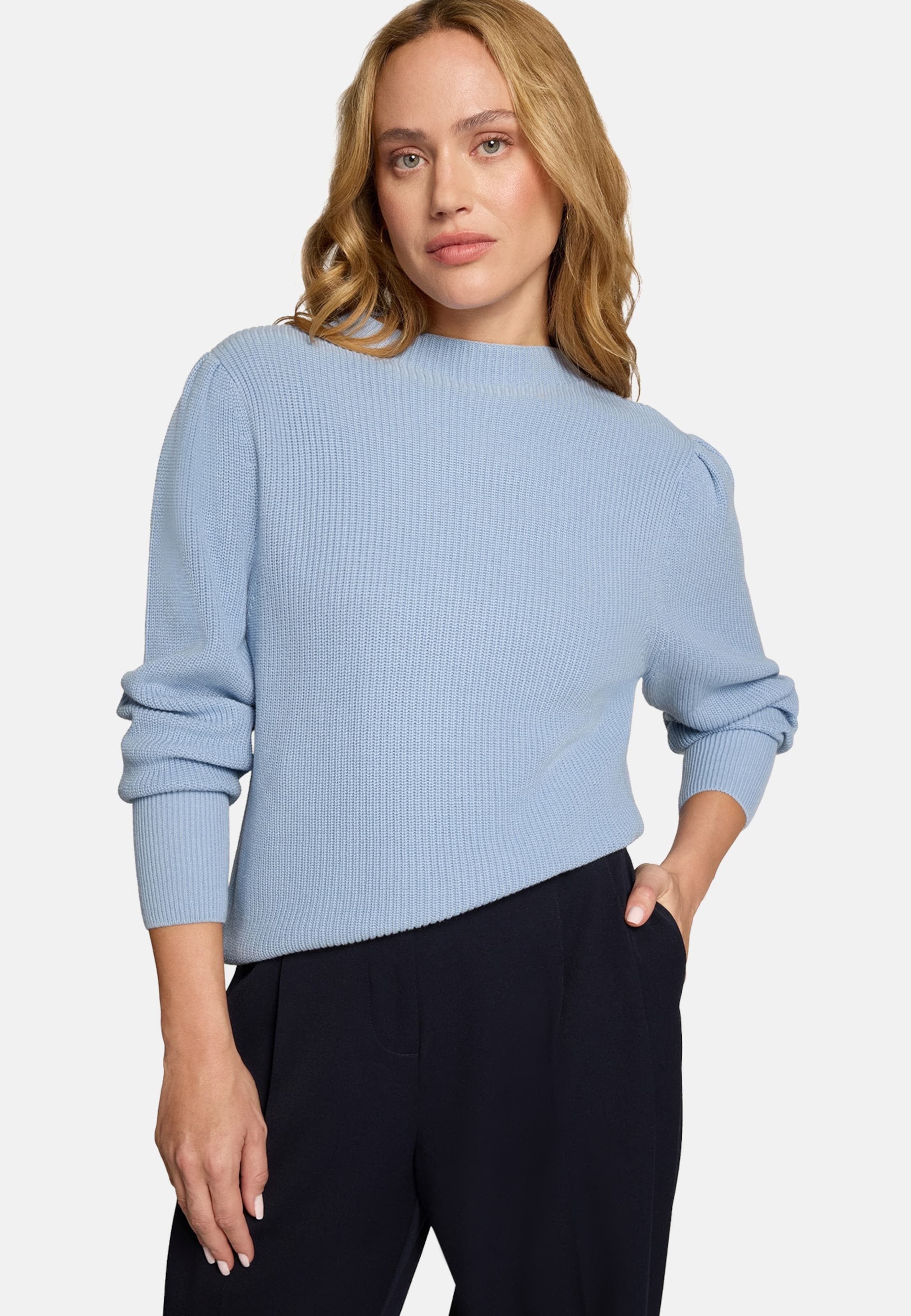 Pullover di zero in blu: frontale