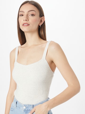 Calvin Klein تقليدي قطعة علوية مُحاكة بلون أبيض: الأمام