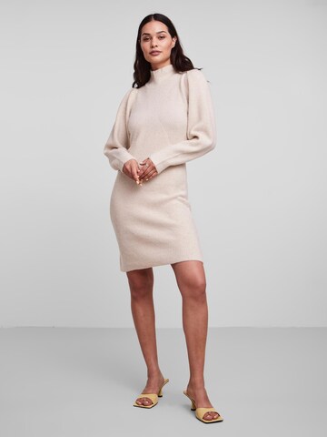 Robes en maille 'Joha' YAS en beige