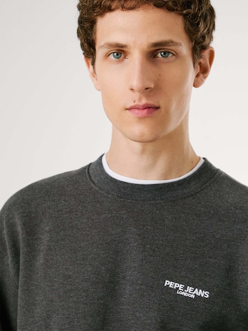 Pepe Jeans Sweatshirt in Grey