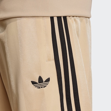 ADIDAS ORIGINALS Loose fit Sports trousers in Beige