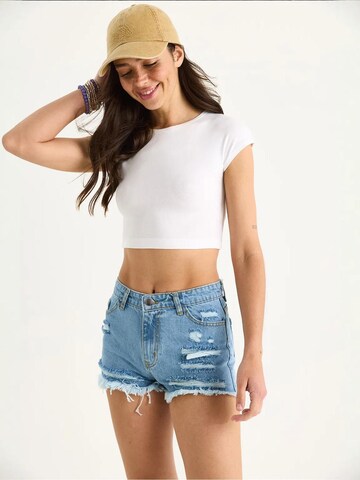 Coupe slim Jean Bianco Lucci en bleu