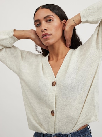 Cardigan 'Surili' VILA en blanc