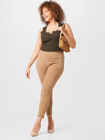 ABOUT YOU Curvy - Top de malha 'Line' em verde