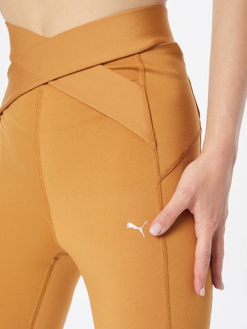 PUMA Skinny Sporthose in Braun