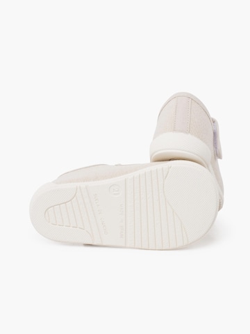 Chaussure basse Pisamonas en beige