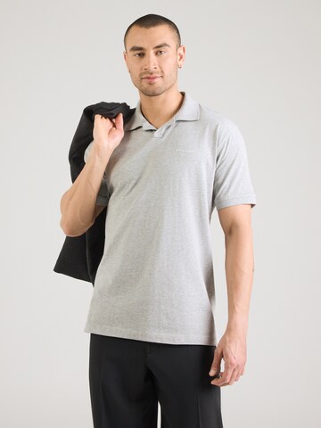 Pepe Jeans - Camiseta en gris: frente