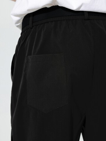 Youthup Loose fit Cargo Pants in Black