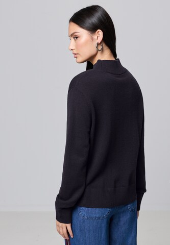 Street One Studio Pullover in Blau