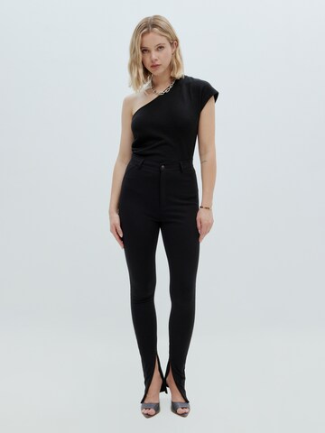 EDITED Normalny krój Spodnie 'Malvo' w kolorze czarny