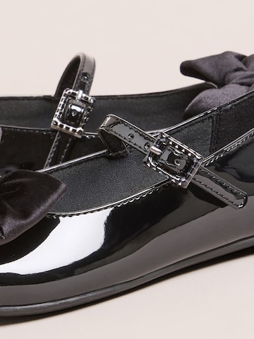 Ballerina di Lipsy in nero