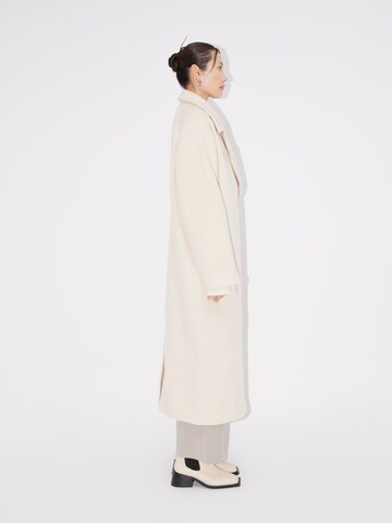 Manteau mi-saison 'Colleen' LeGer Premium en blanc