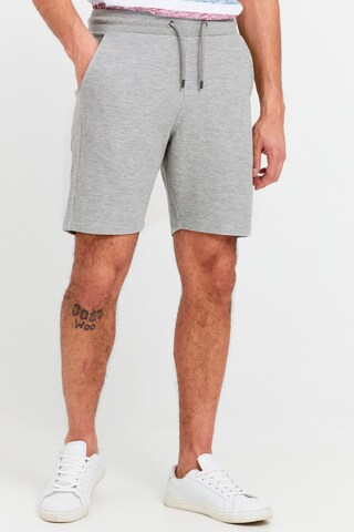 !Solid Regular Hose 'ROBSON' in Grau: Vorderseite