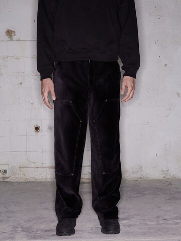 ABOUT YOU x Rewinside Regular Pants 'Felix' in Black: front