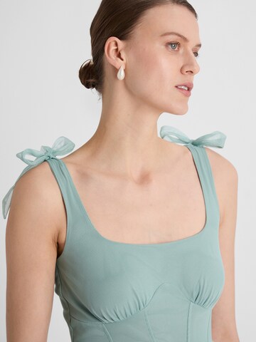 Robe 'Penelope' GUIDO MARIA KRETSCHMER FOR BRIDGERTON en vert