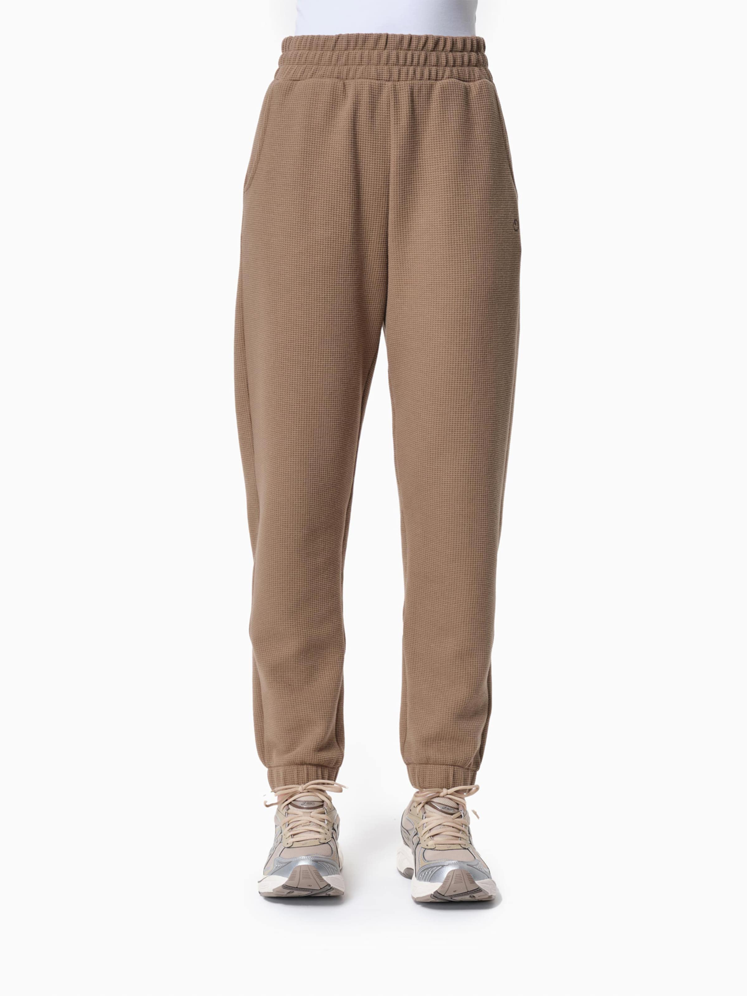 Organication Regular Hose in Braun: Vorderseite