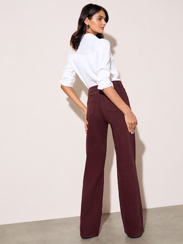 Friends Like These Широкий Джинсы в Красный