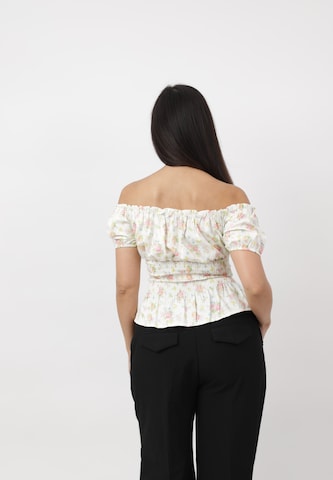 Elara Blouse in Beige