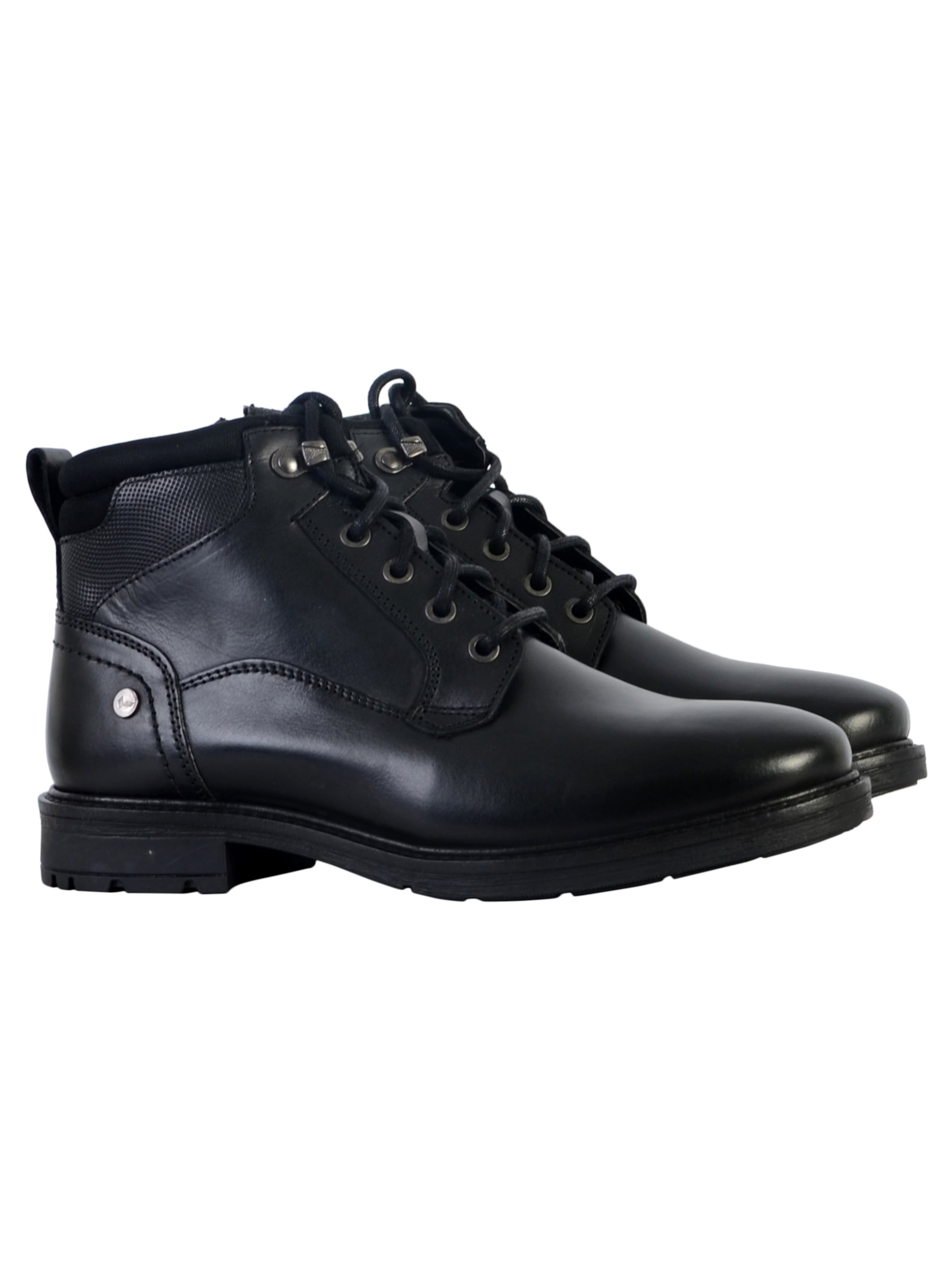 Stivaletto stringato di Kaporal in nero