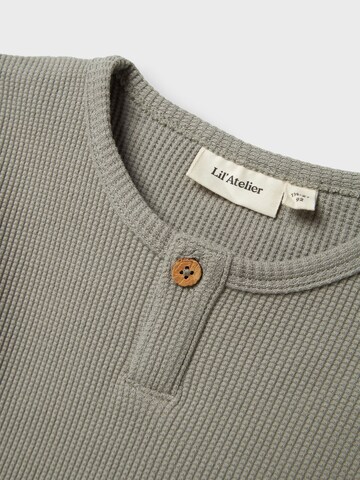 NAME IT Shirts i grå
