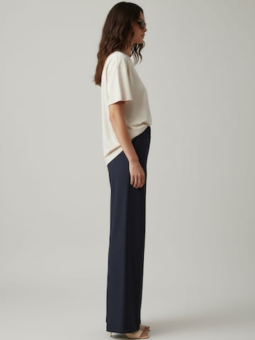 WEARABLE STORIES Wide leg Bandplooibroek 'Saar' in Blauw