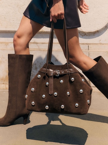 Friends Like These Umhängetasche in Braun: Vorderseite