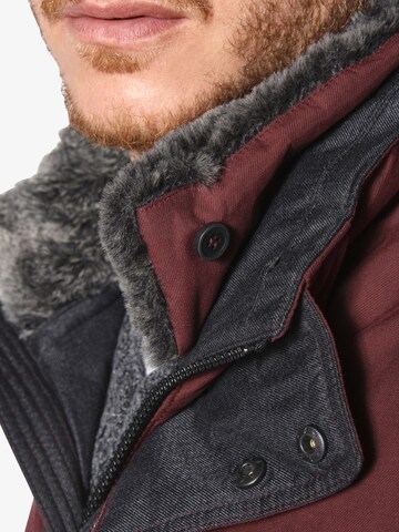 Jan Vanderstorm Functionele jas 'Botulfr' in Rood