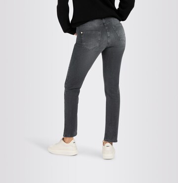 Slimfit Jeans di MAC in nero
