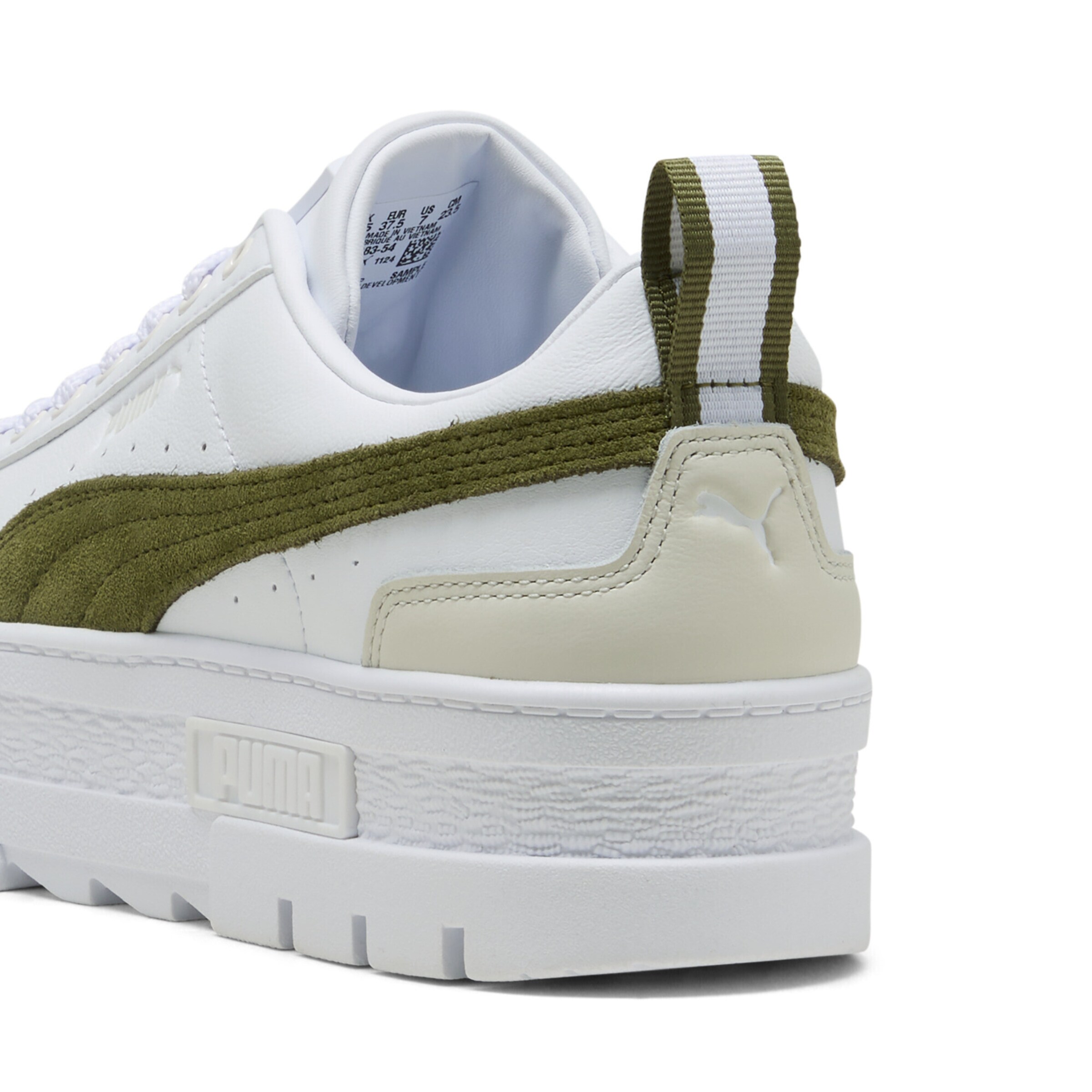 PUMA Sneakers in White