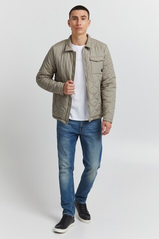Veste mi-saison 'Stopka' 11 Project en vert