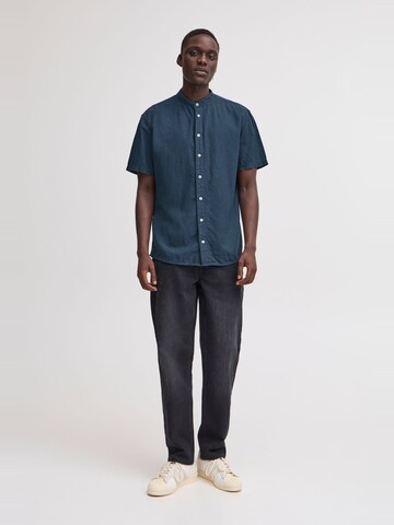 Regular fit Camicia ' BHBOBBY Shirt mandarin ss ' di BLEND in blu