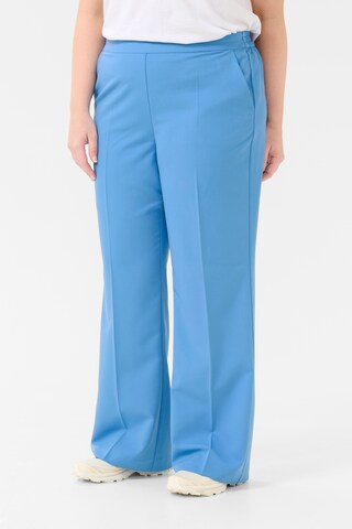 KAFFE CURVE Flared Trousers 'Sakira' in Blue: front