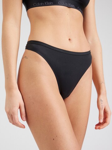 Calvin Klein Underwear String in Zwart: voorkant