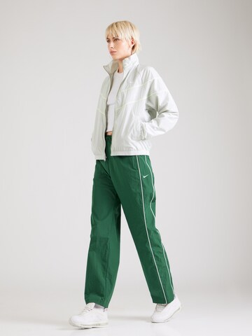 Nike Sportswear Демисезонная куртка в Серебристый