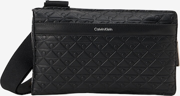 Regular Geantă de umăr de la Calvin Klein pe negru: față