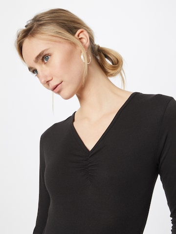 In The Style - Camisa body 'CARYS' em preto