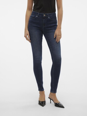 VERO MODA Skinny Jeans 'Lash' in Blauw