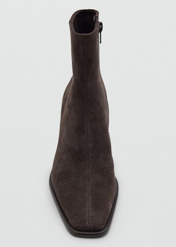 Stivaletto 'RAFAELA' di MANGO in marrone