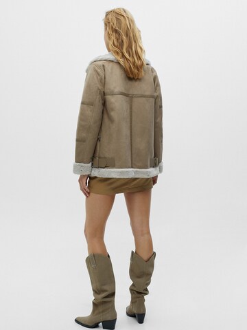 Pull&Bear Jacke in Beige