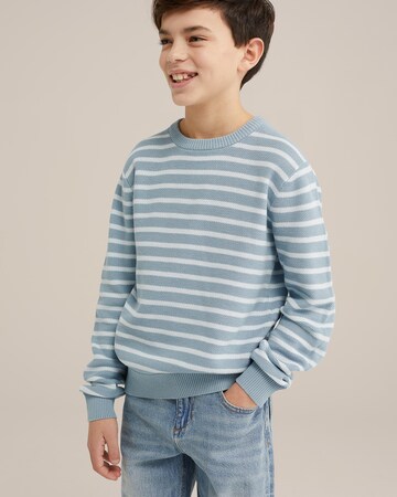 WE Fashion Sweater in Blue: front