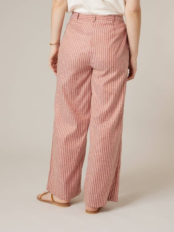 Loosefit Pantalon 'Azalia' Deeluxe en rouge