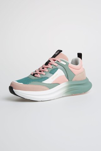 Soccx Sneakers in Pink