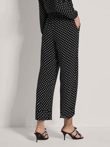 MADELEINE Loose fit Pants in Black